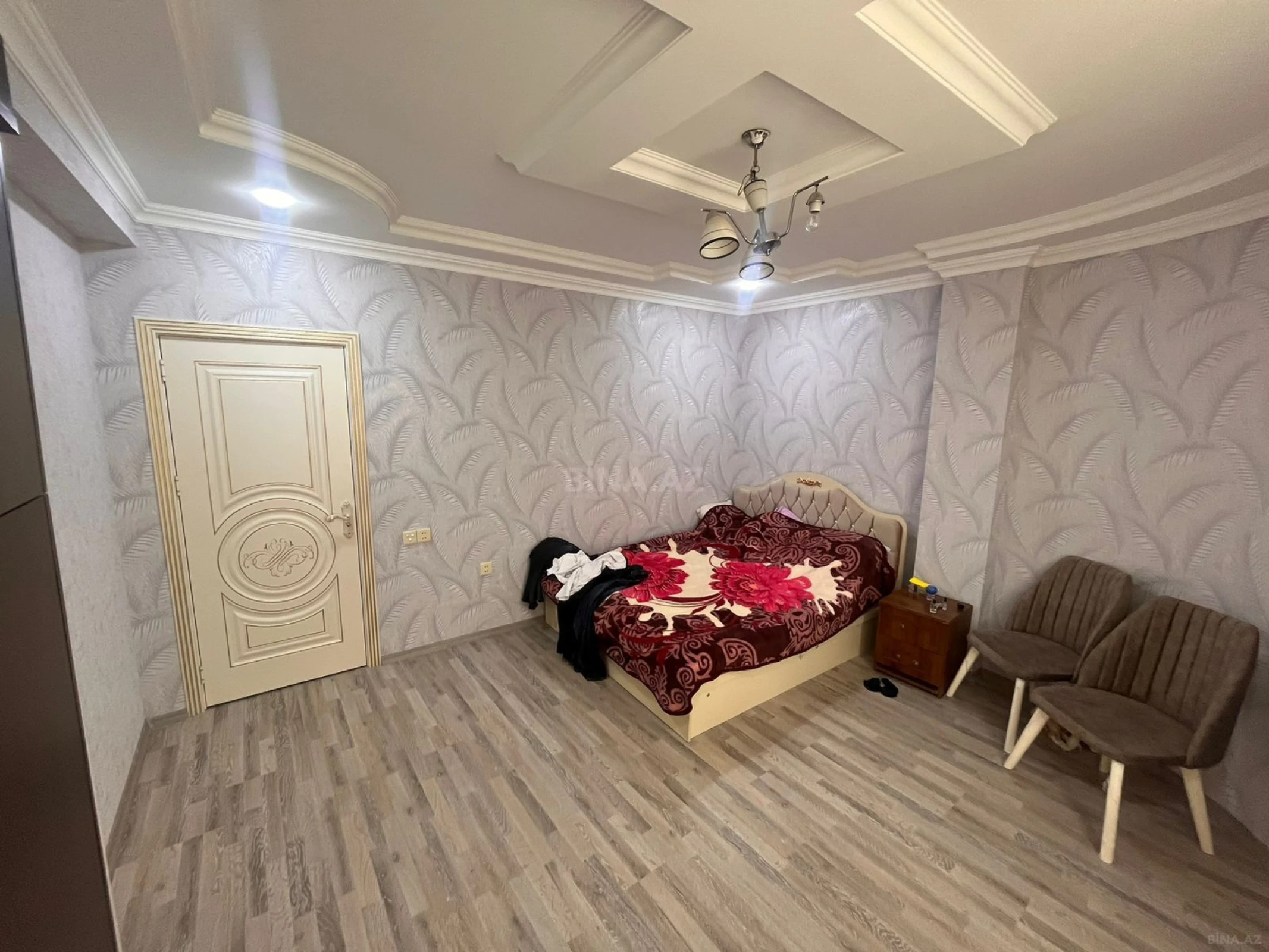 Satılır 3 otaqlı mənzil 90 m²