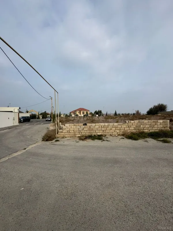Satılır torpaq sahəsi 30 m²