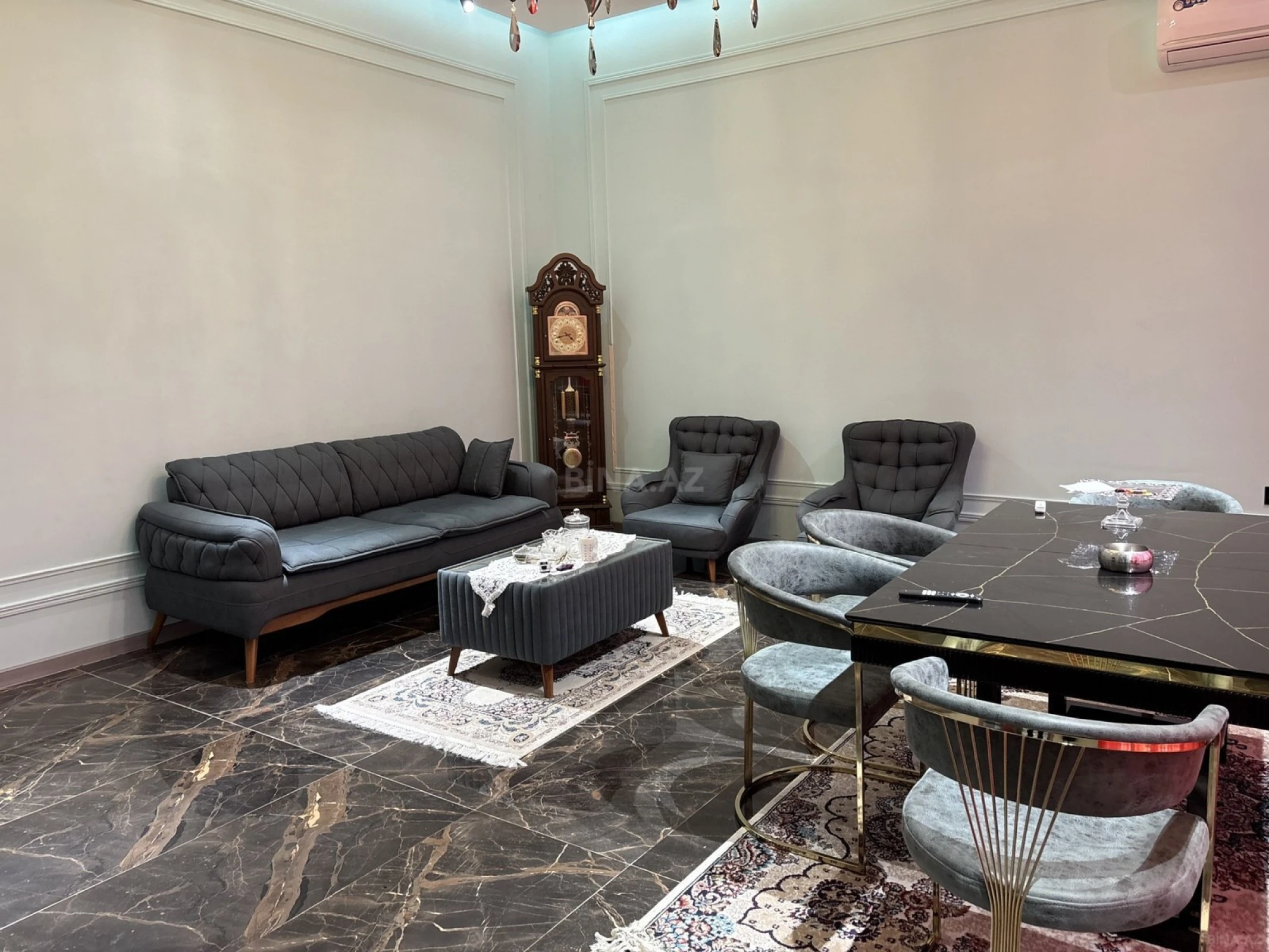 Satılır 4 otaqlı həyət evi 175 m²