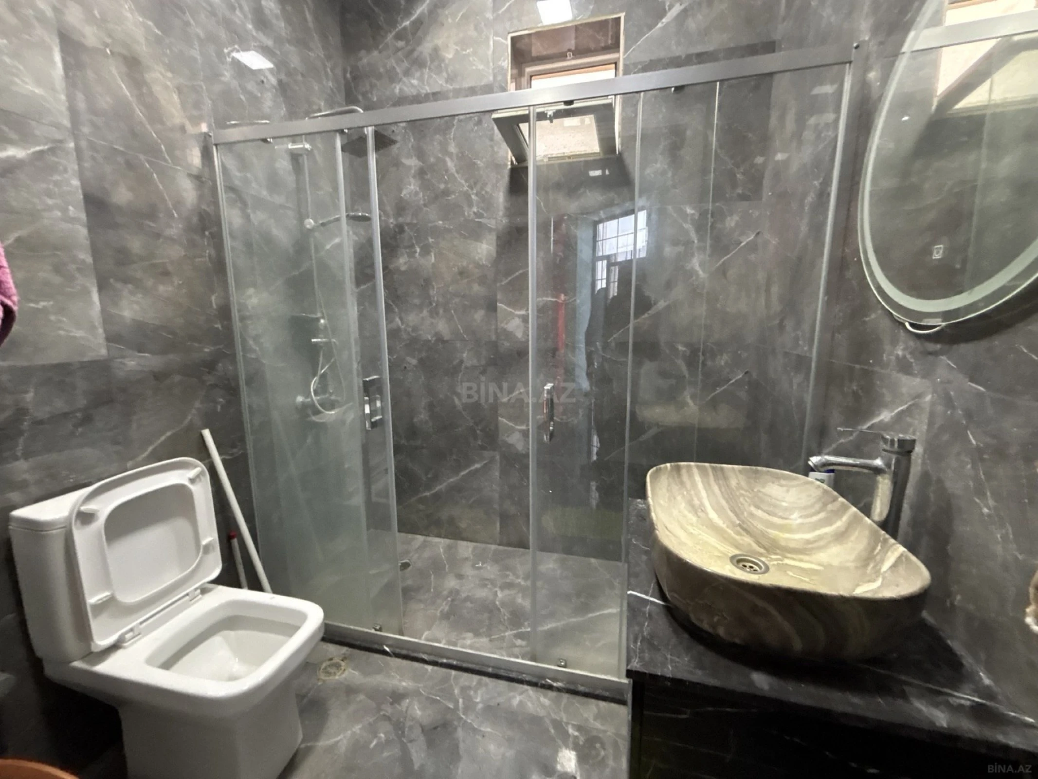 Satılır 4 otaqlı həyət evi 175 m²