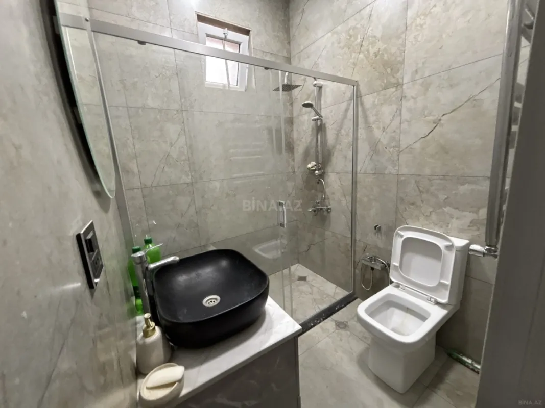 Satılır 4 otaqlı həyət evi 175 m²