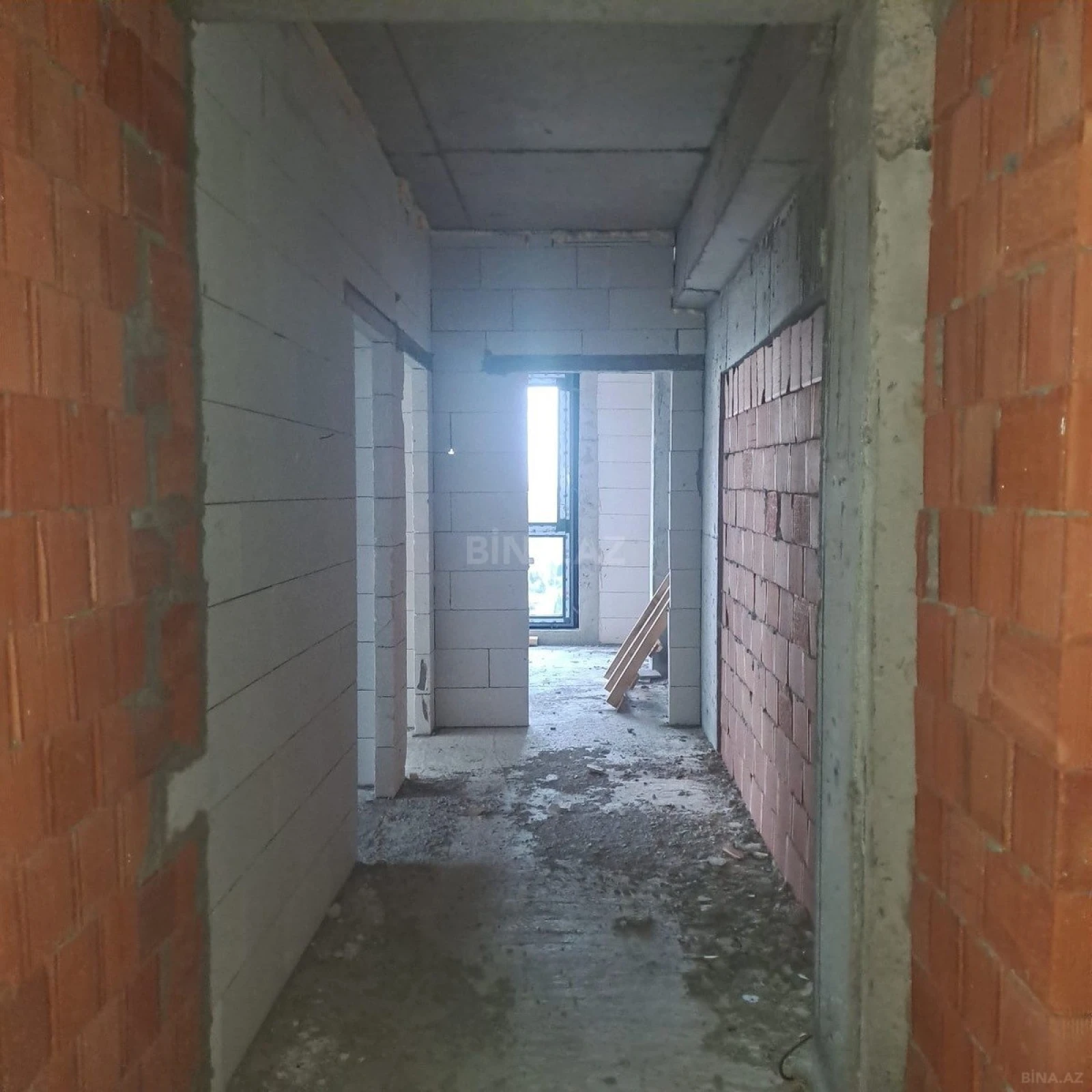 Satılır 2 otaqlı mənzil 88.8 m²