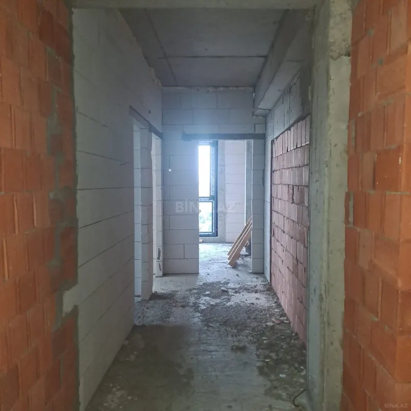 Satılır 2 otaqlı mənzil 88.8 m²