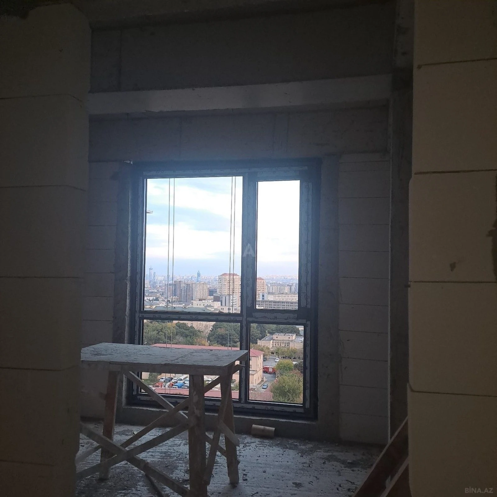 Satılır 2 otaqlı mənzil 88.8 m²
