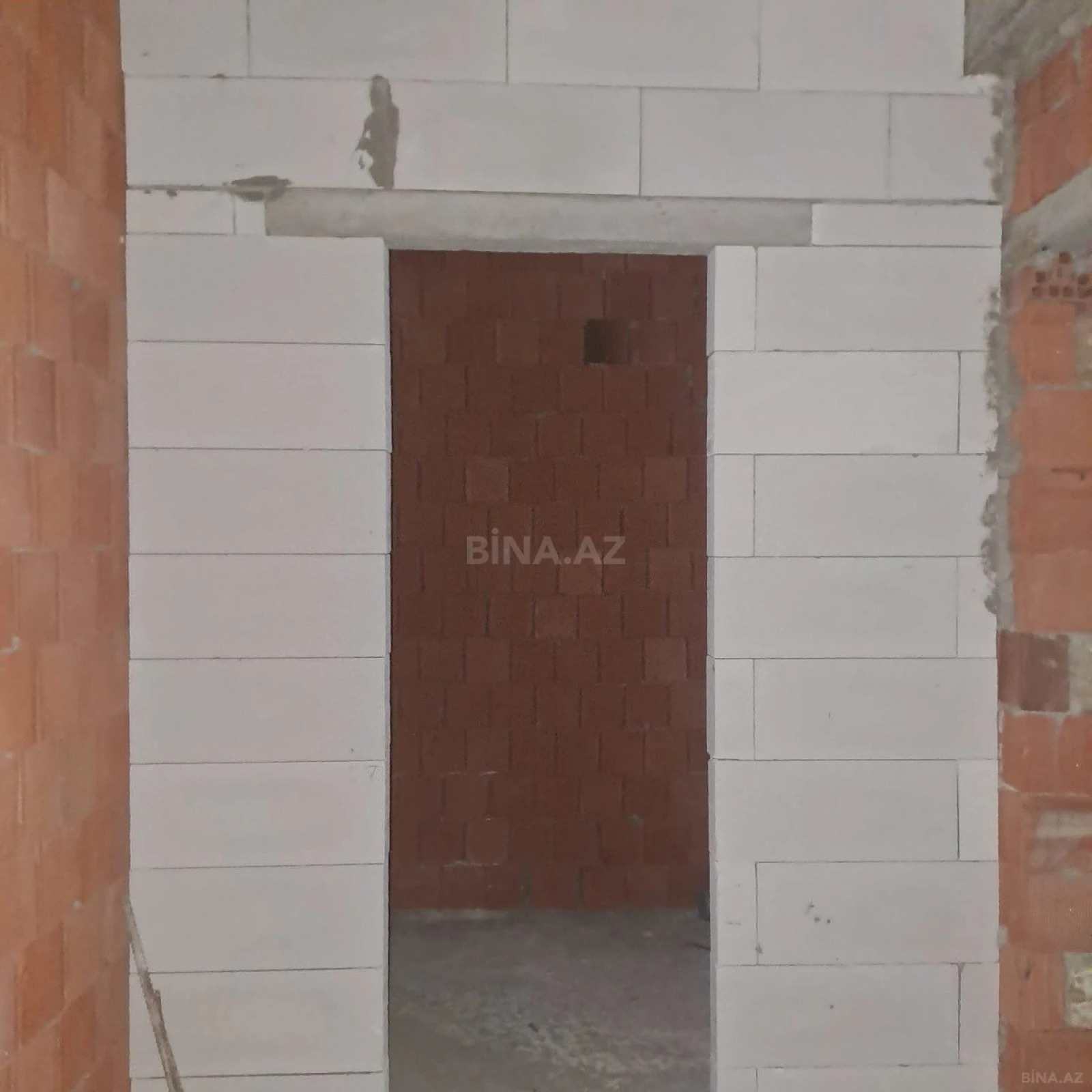 Satılır 2 otaqlı mənzil 88.8 m²