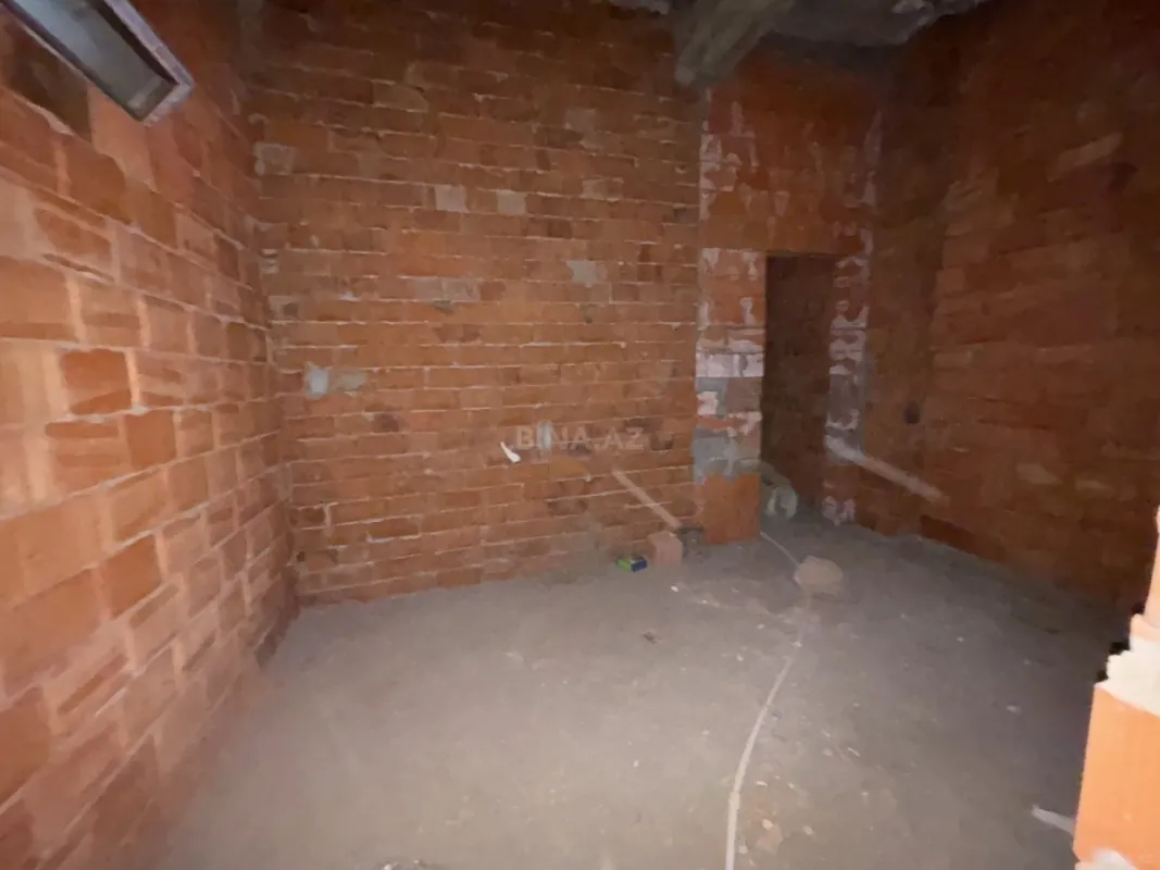 Satılır 3 otaqlı mənzil 120 m²