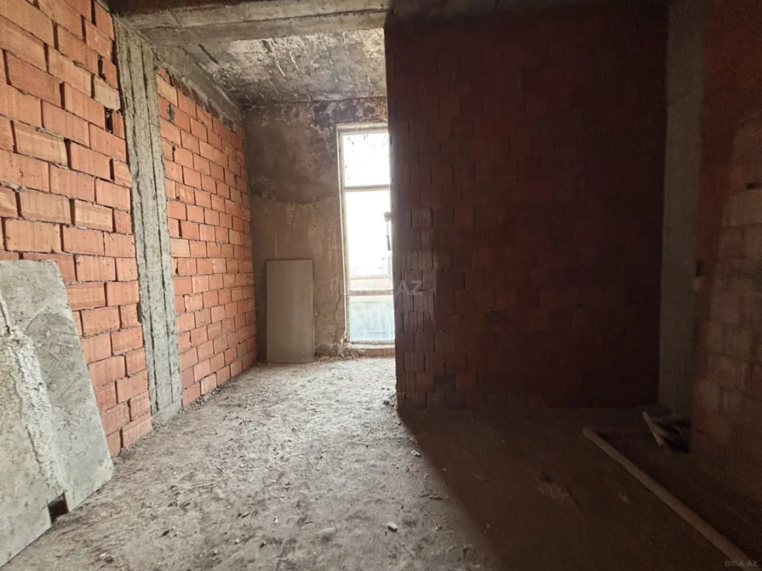 Satılır 3 otaqlı mənzil 120 m²