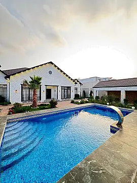 Satılır 5 otaqlı həyət evi 220 m² — Bakı, Mərdəkan 5 otaq 220.00 m²