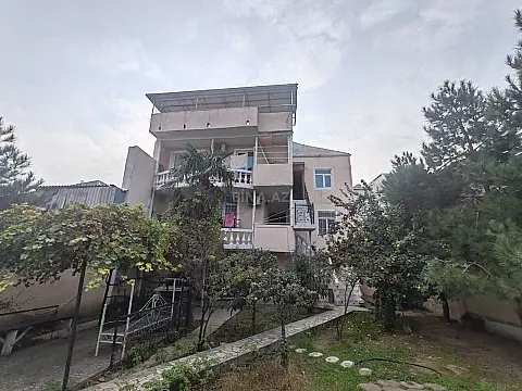 Satılır obyekt 350 m² — Bakı, Nizami 350.00 m²