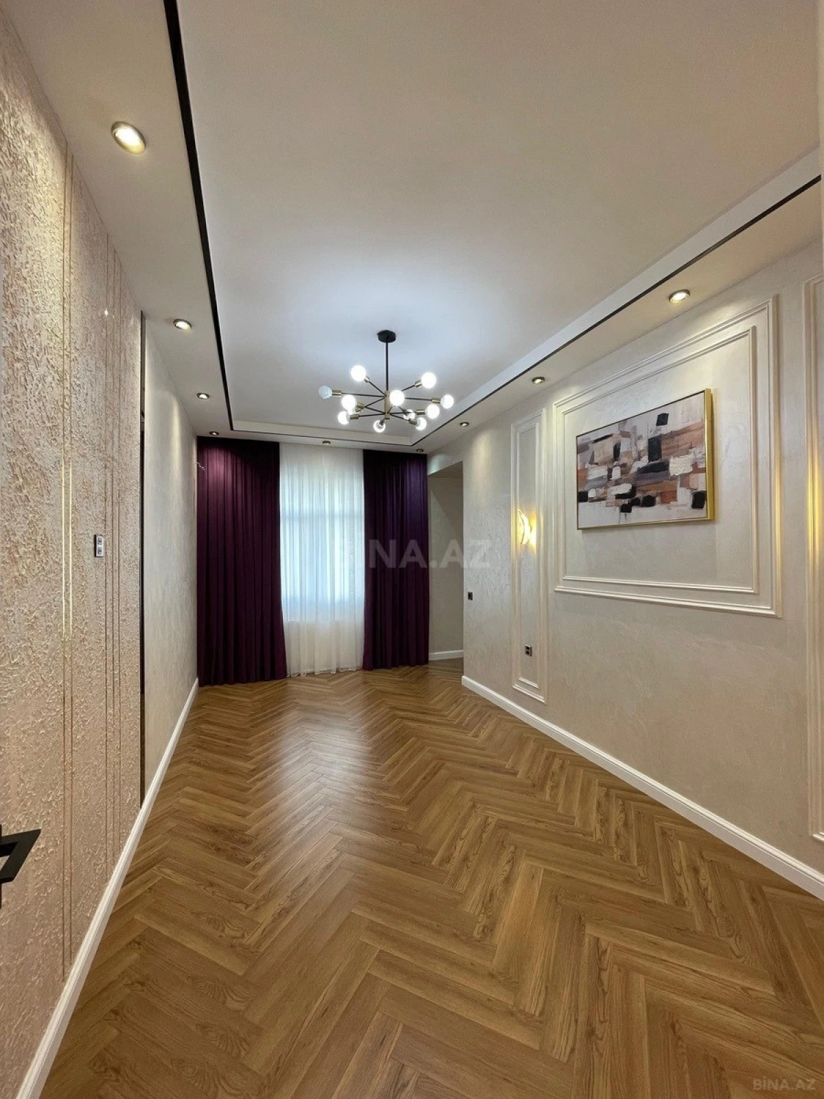 Satılır 3 otaqlı mənzil 115 m²