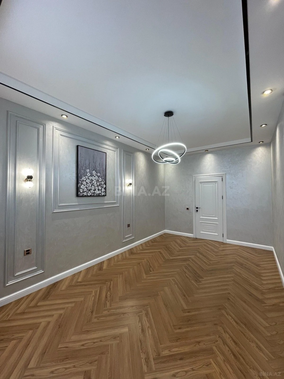 Satılır 3 otaqlı mənzil 115 m²