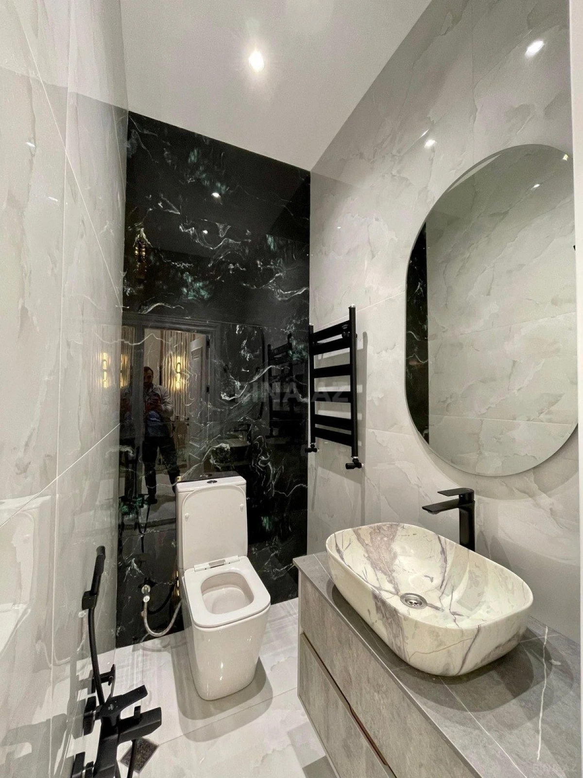 Satılır 3 otaqlı mənzil 115 m²