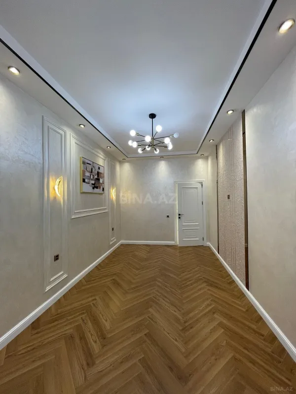 Satılır 3 otaqlı mənzil 115 m²
