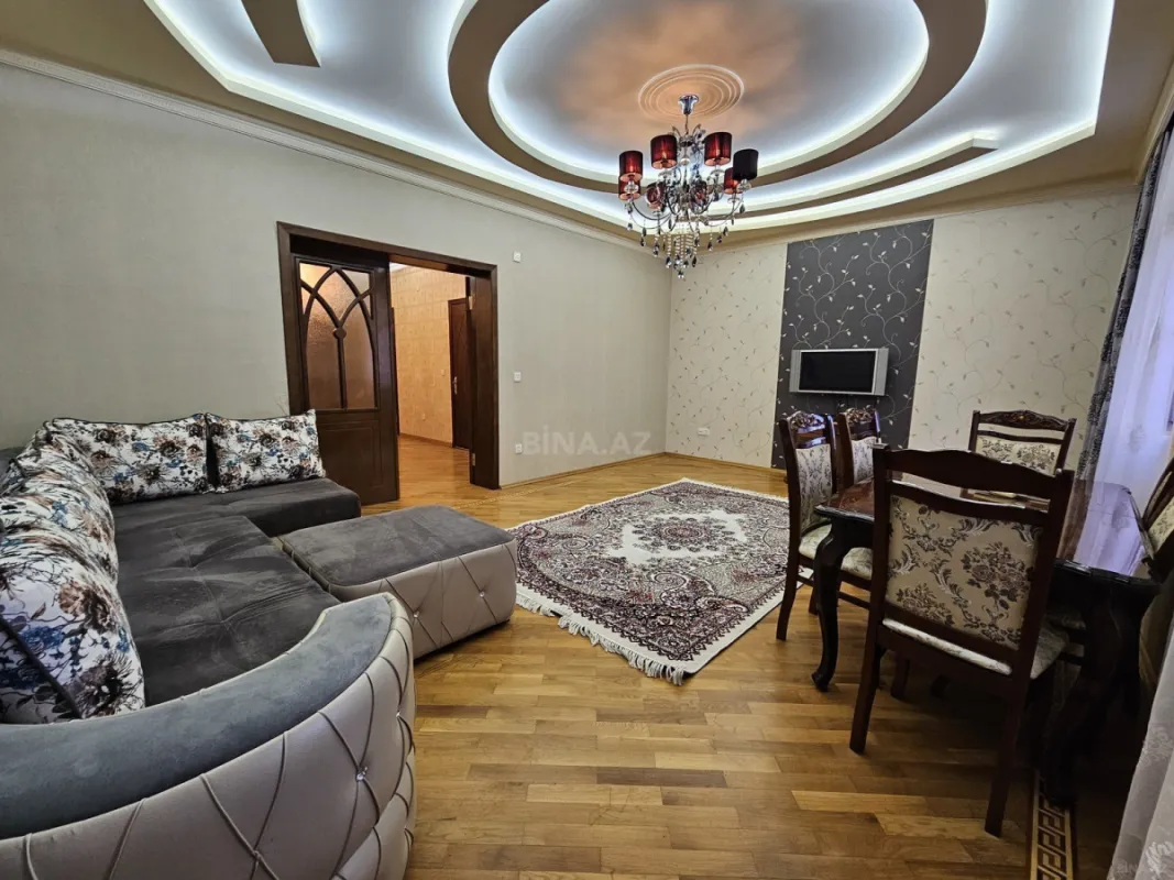 Satılır 3 otaqlı mənzil 120 m²