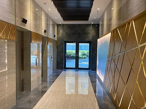 Satılır 3 otaqlı mənzil 128 m²