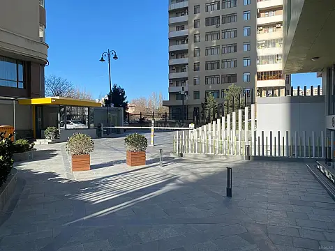 Satılır 3 otaqlı mənzil 128 m²