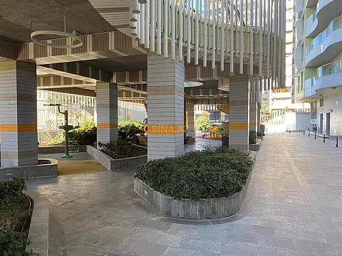 Satılır 3 otaqlı mənzil 128 m²