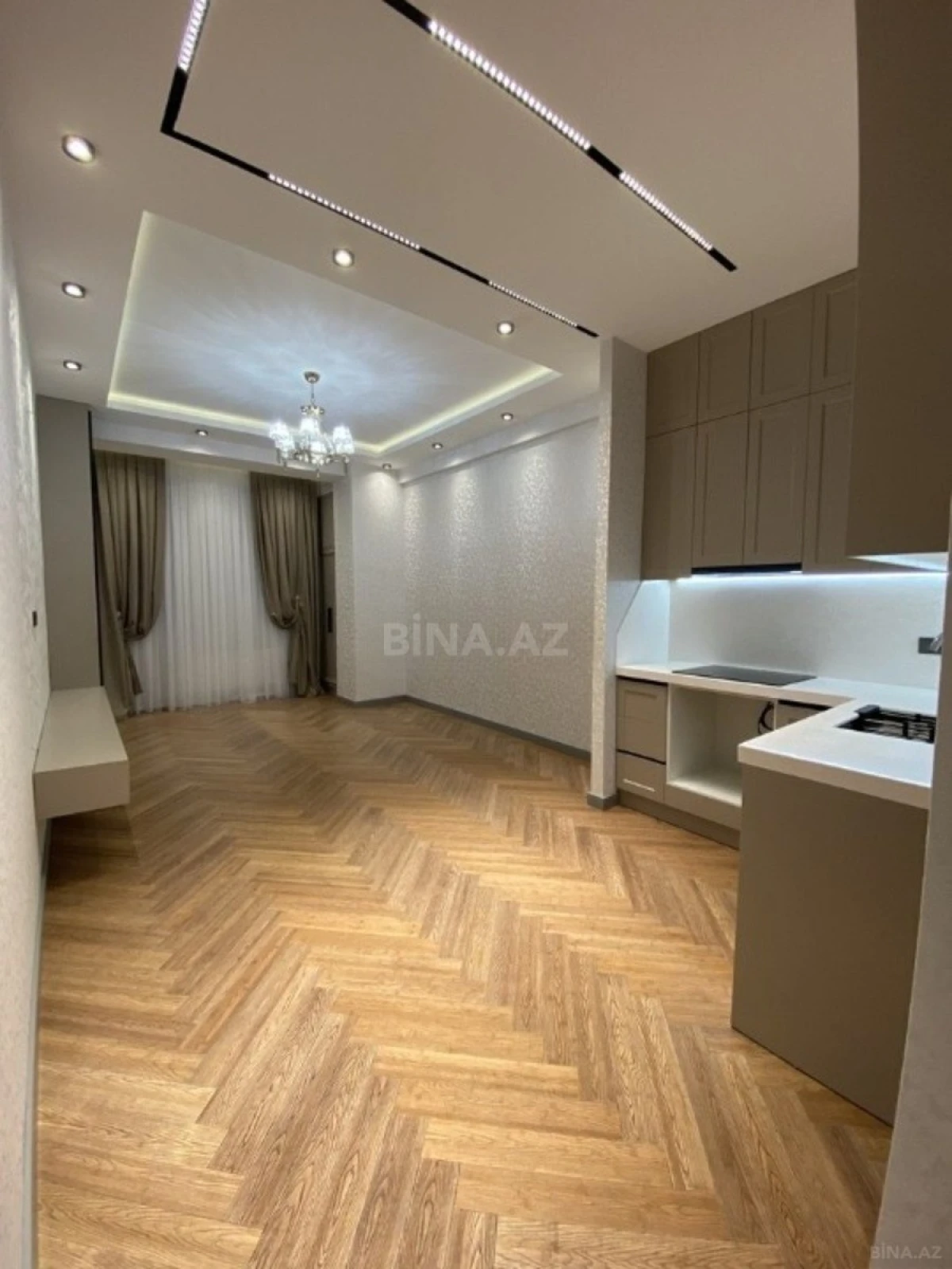 Satılır 2 otaqlı mənzil 68 m²