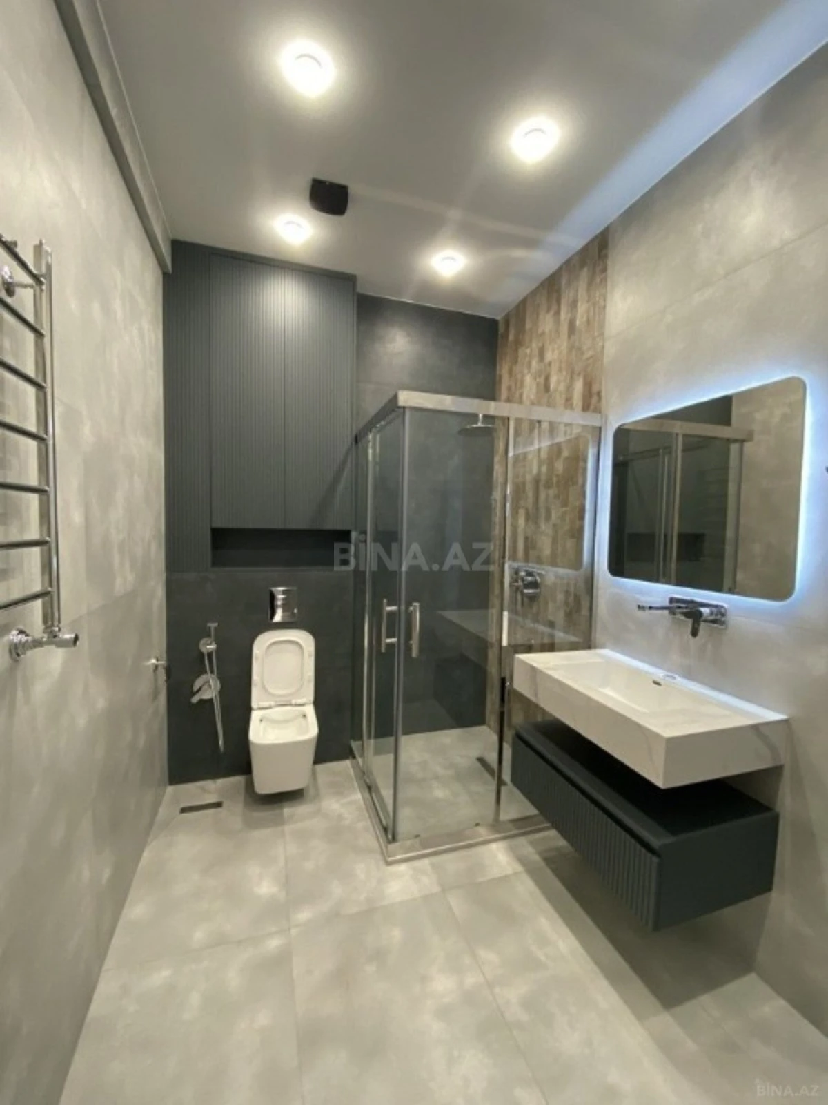 Satılır 2 otaqlı mənzil 68 m²