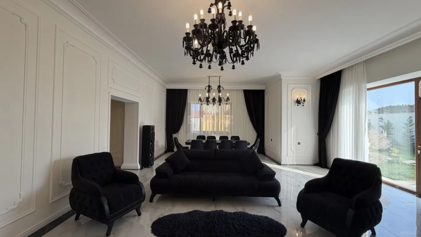 Satılır 5 otaqlı həyət evi 300 m²
