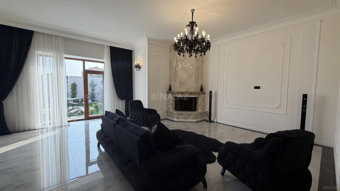 Satılır 5 otaqlı həyət evi 300 m²