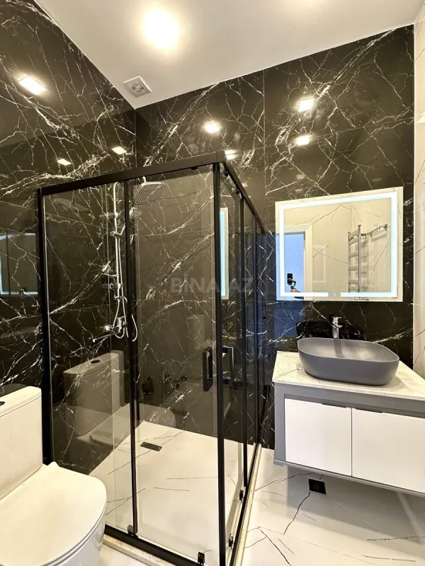 Satılır 4 otaqlı həyət evi 170 m²