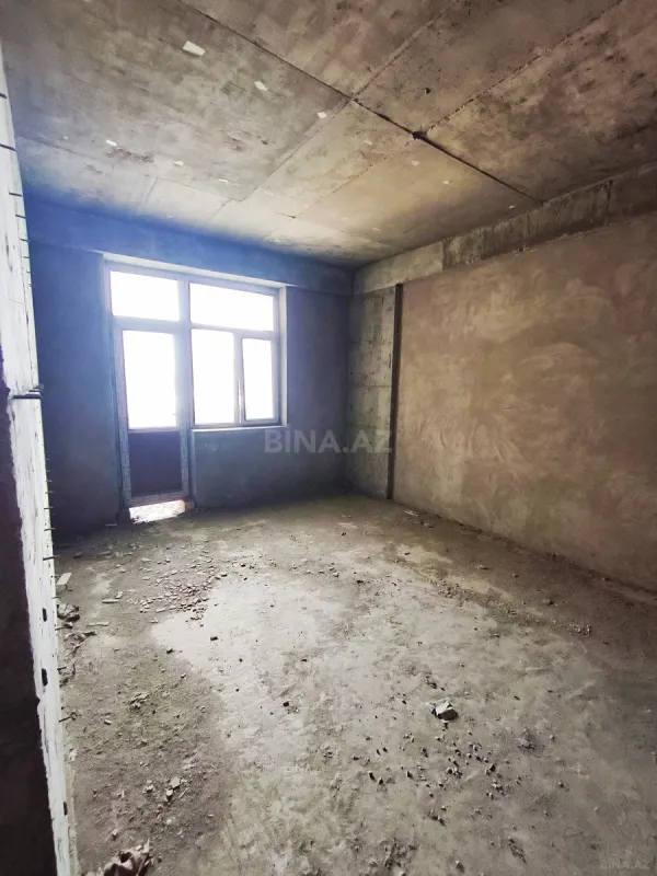 Satılır 2 otaqlı mənzil 114 m²