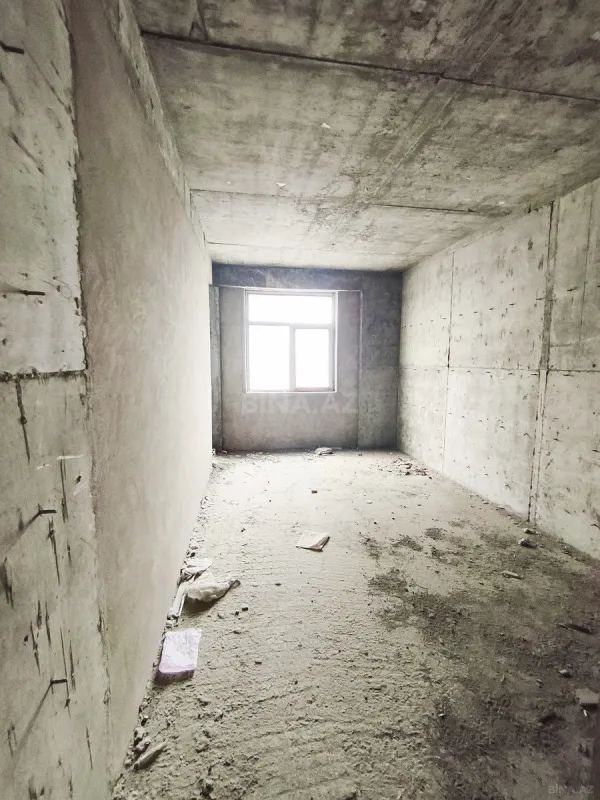 Satılır 2 otaqlı mənzil 106 m²