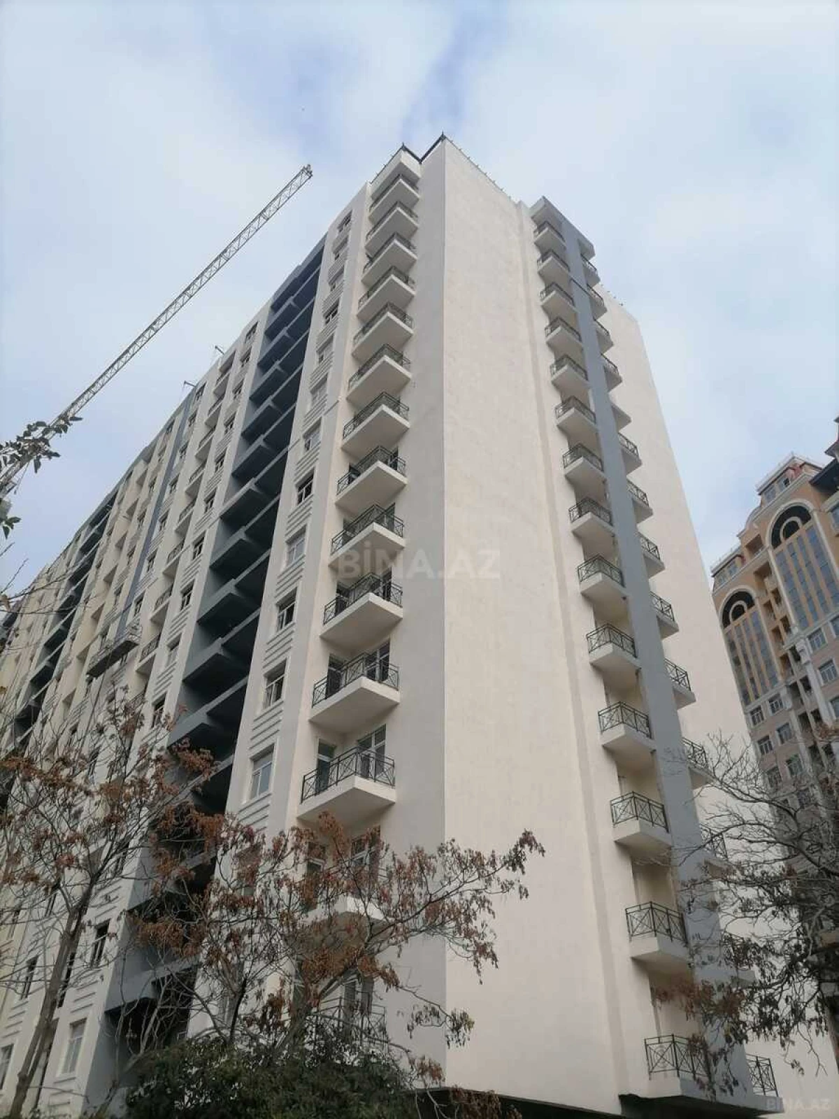 Satılır 2 otaqlı mənzil 106 m²
