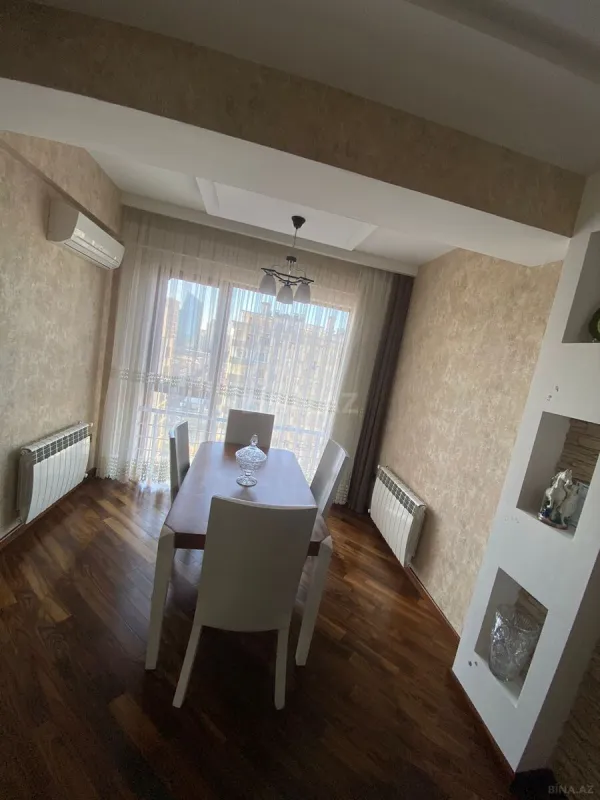 Kirayə verilir 3 otaqlı mənzil 120 m²