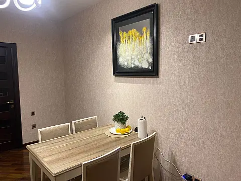 Kirayə verilir 3 otaqlı mənzil 120 m²