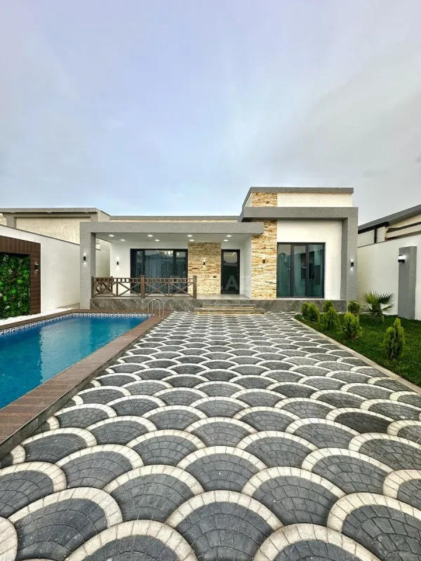 Satılır 4 otaqlı həyət evi 150 m²