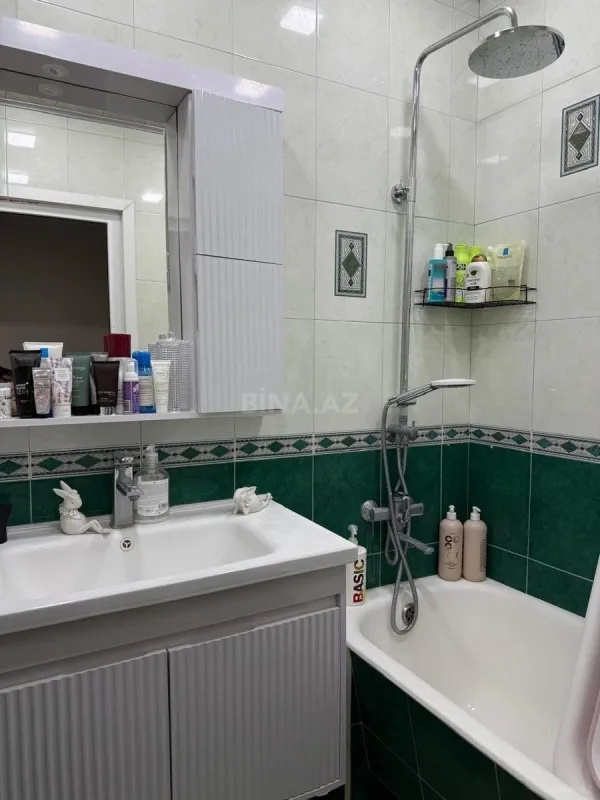 Satılır 2 otaqlı mənzil 65 m²