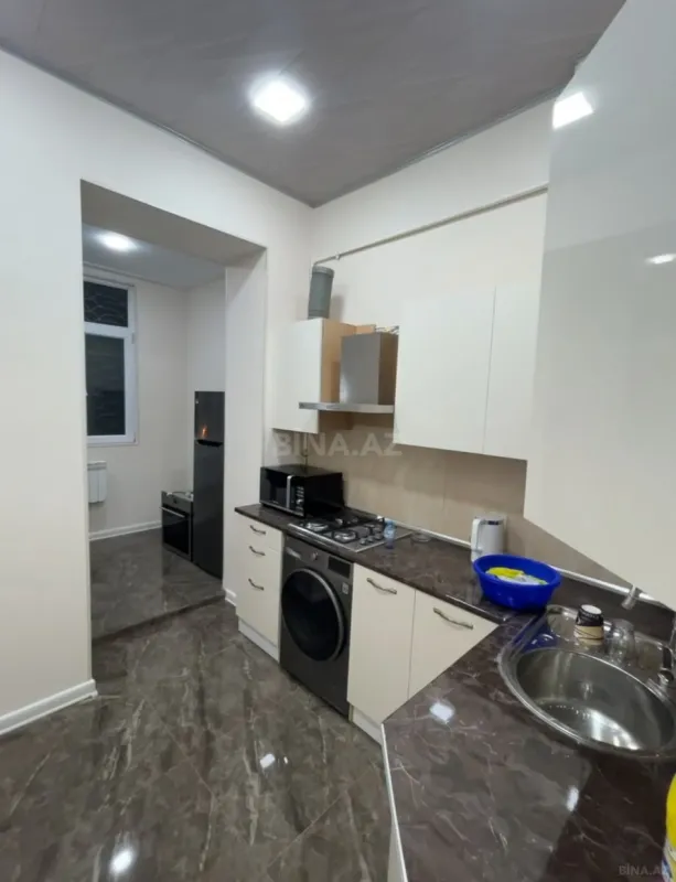 Satılır 2 otaqlı mənzil 65 m²