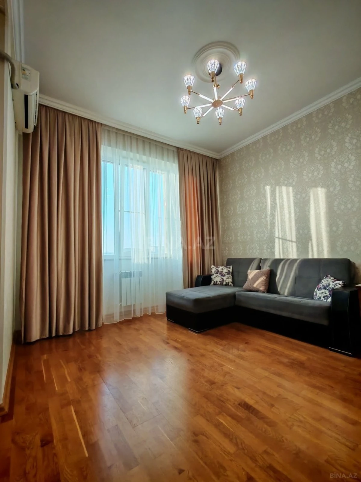 Satılır 2 otaqlı mənzil 48 m²