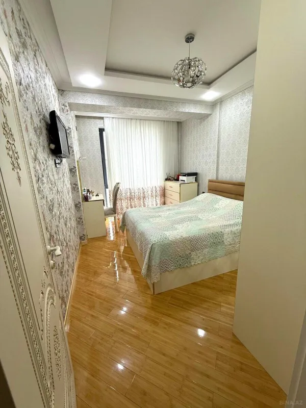 Satılır 2 otaqlı mənzil 60 m²