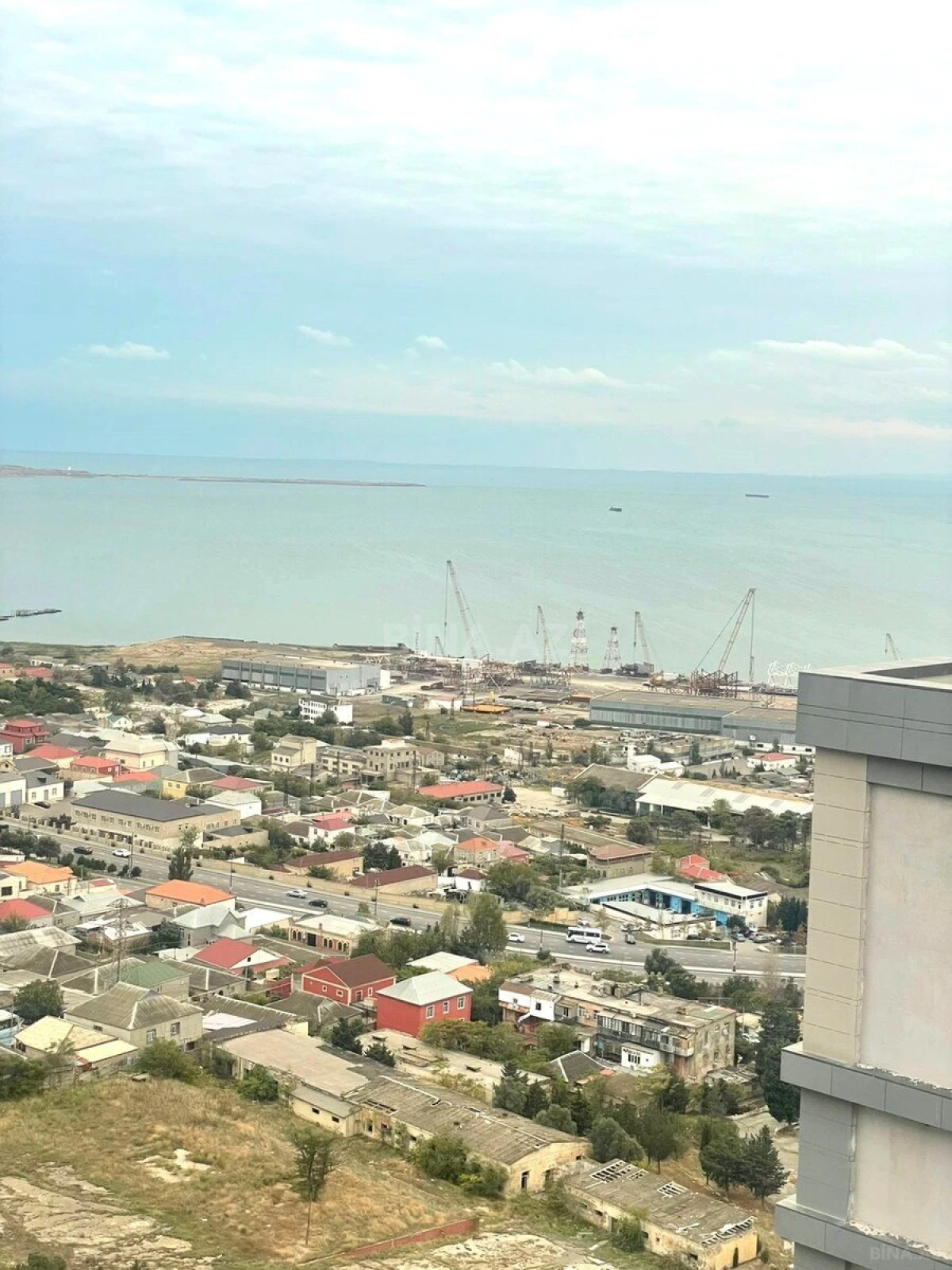 Satılır 2 otaqlı mənzil 60 m²