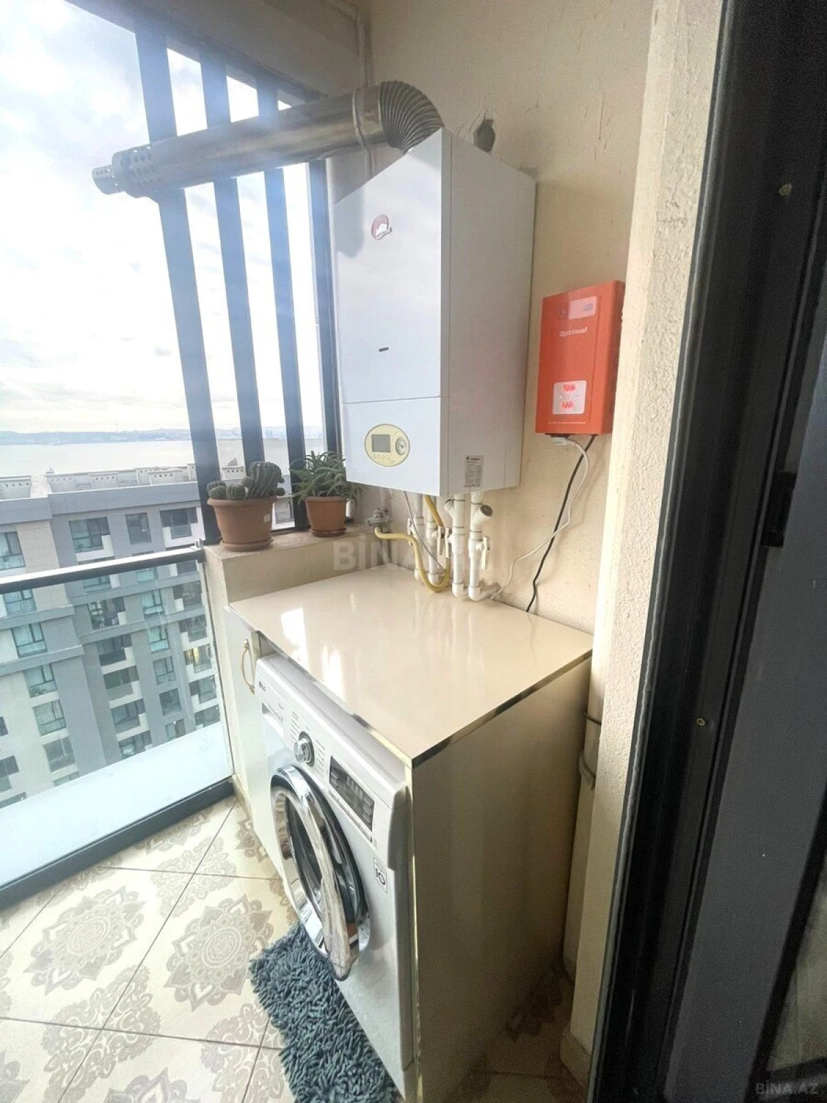 Satılır 2 otaqlı mənzil 60 m²