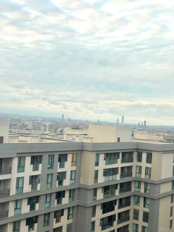 Satılır 2 otaqlı mənzil 60 m²