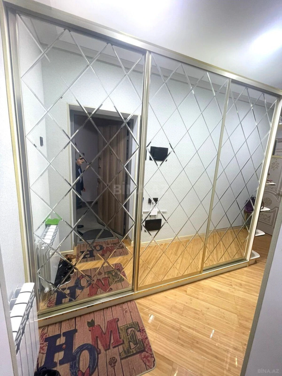 Satılır 2 otaqlı mənzil 60 m²