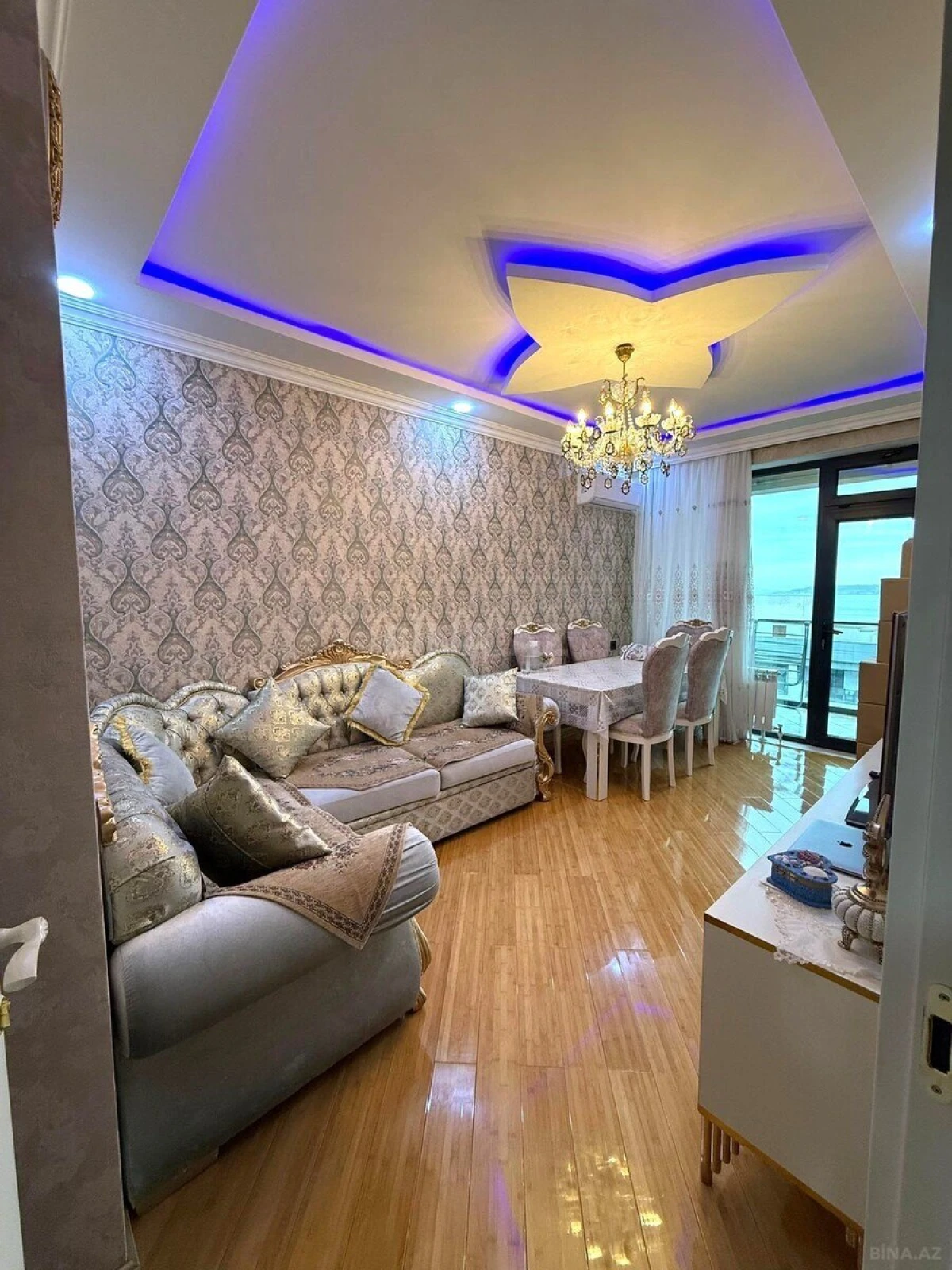 Satılır 2 otaqlı mənzil 60 m²