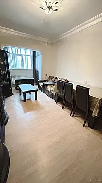 Satılır 2 otaqlı mənzil 65 m²