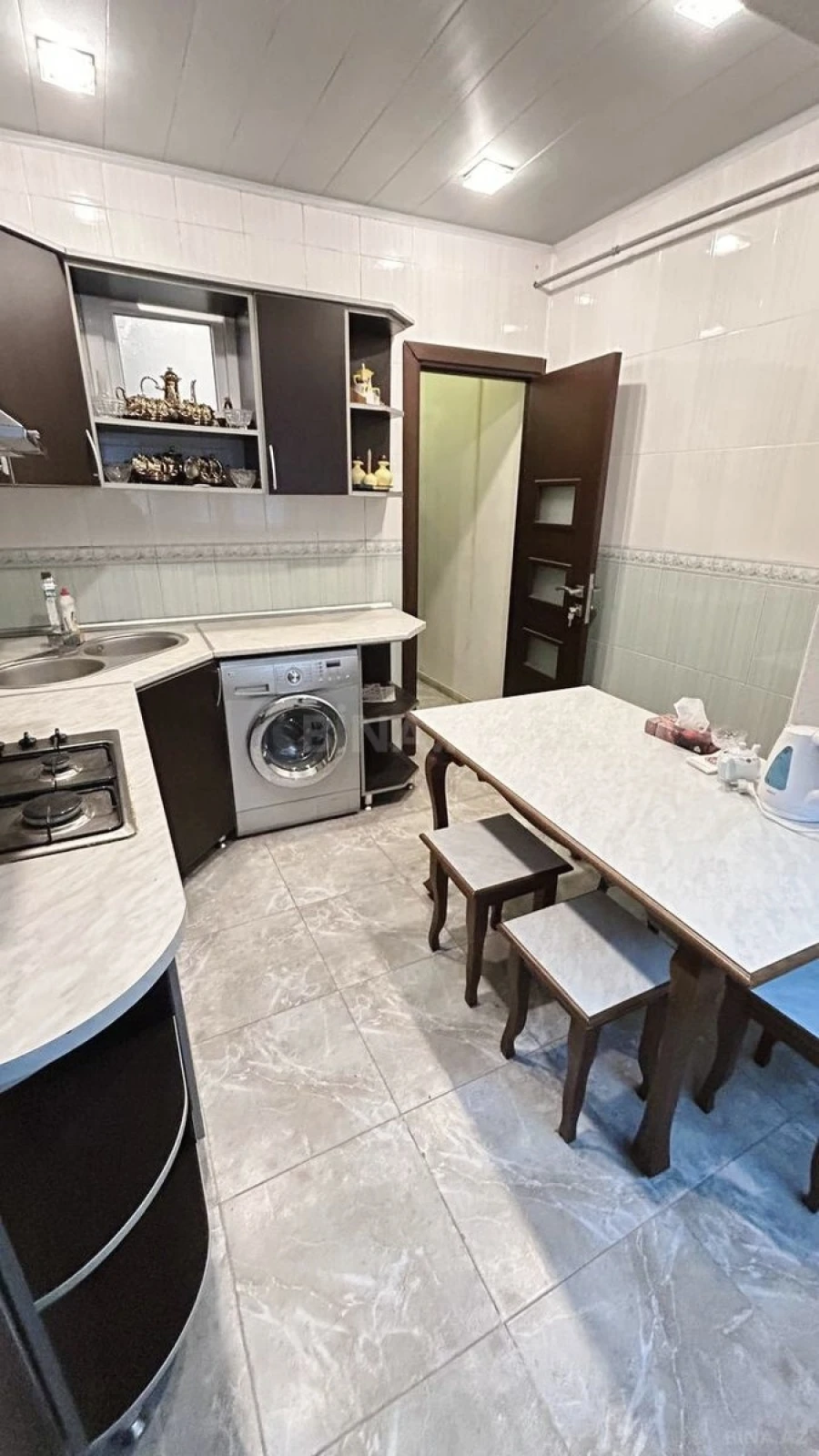 Satılır 2 otaqlı mənzil 65 m²