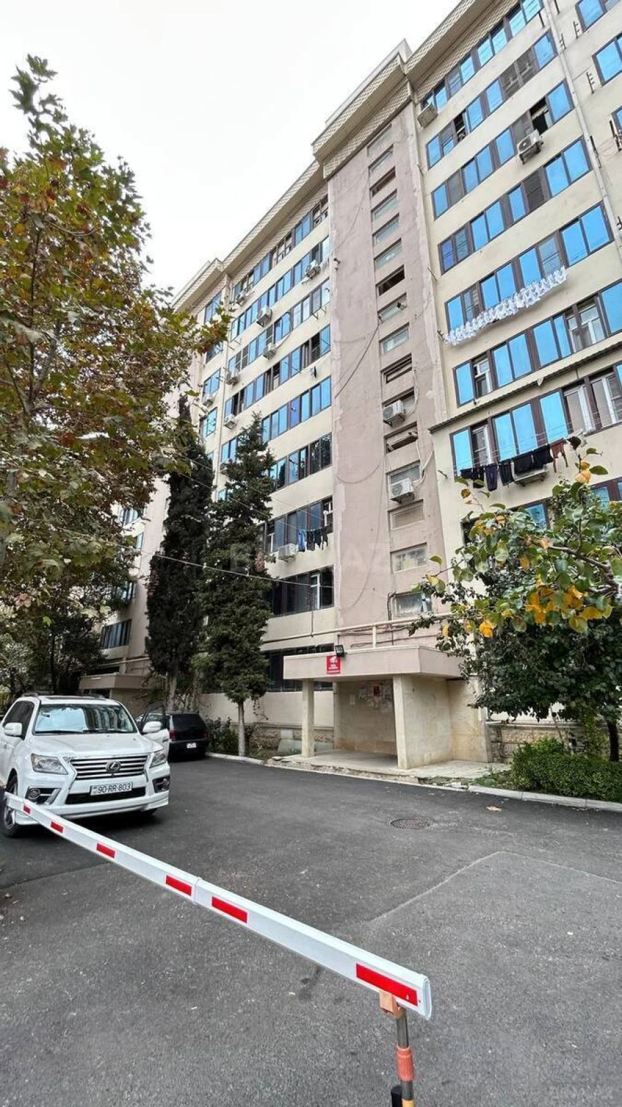 Satılır 2 otaqlı mənzil 65 m²