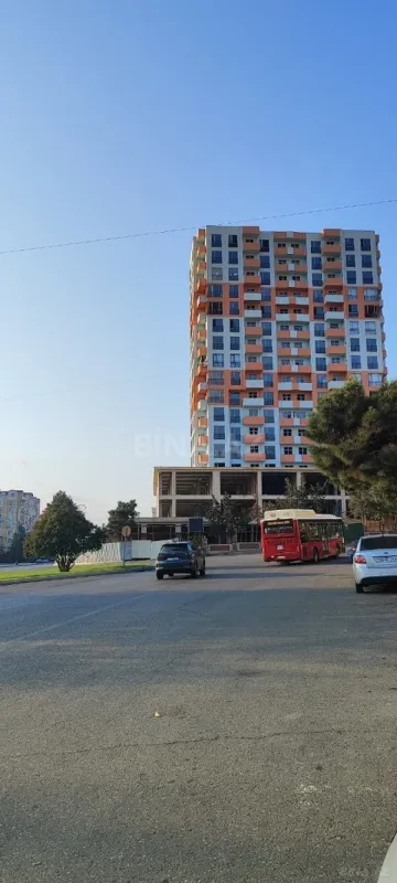 Satılır 2 otaqlı mənzil 75 m²