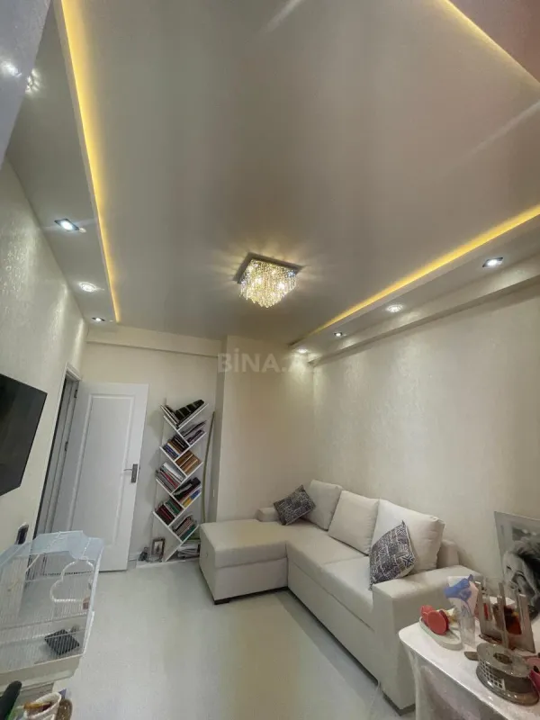 Satılır 2 otaqlı mənzil 52 m²