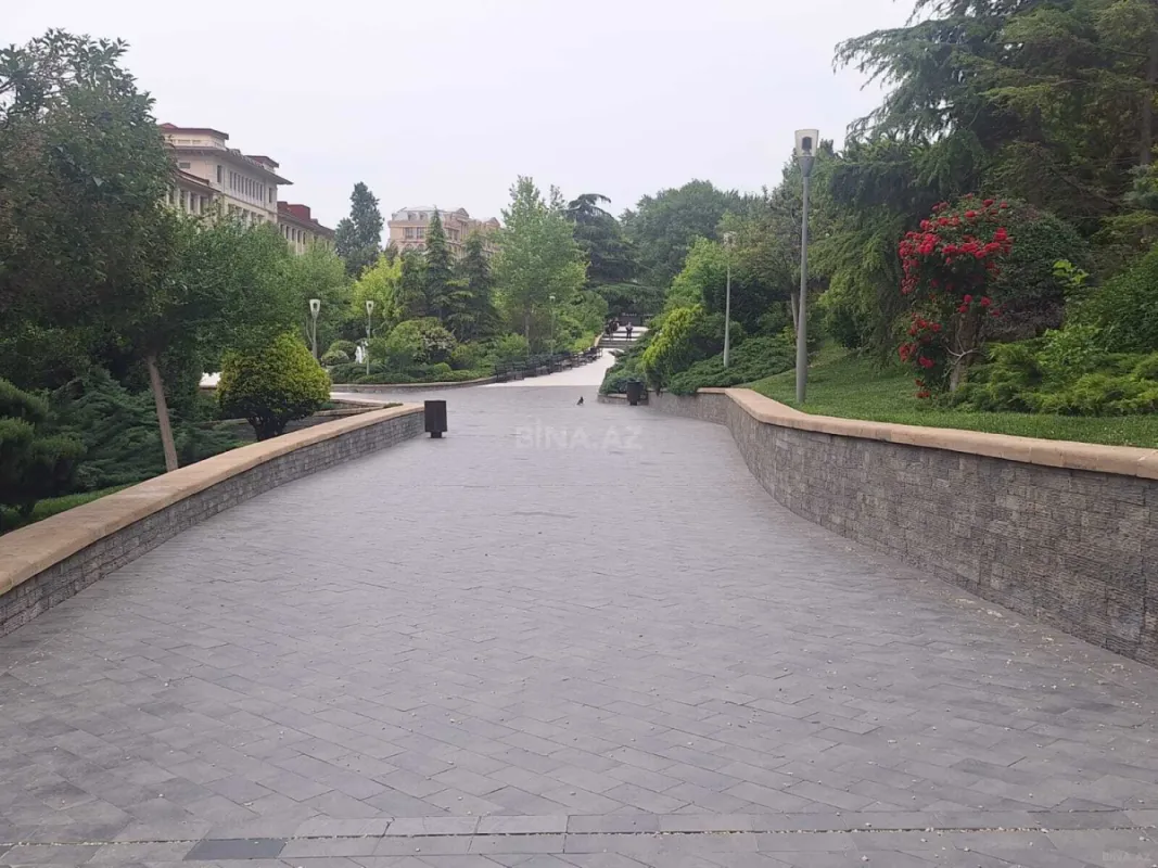 Satılır 1 otaqlı mənzil 50 m²