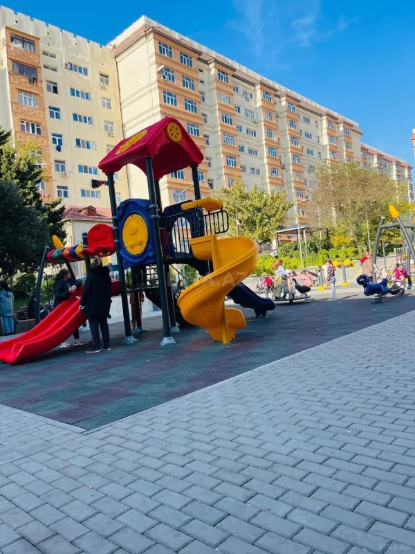 Satılır 3 otaqlı mənzil 100 m²