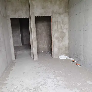 Satılır 3 otaqlı mənzil 122 m²