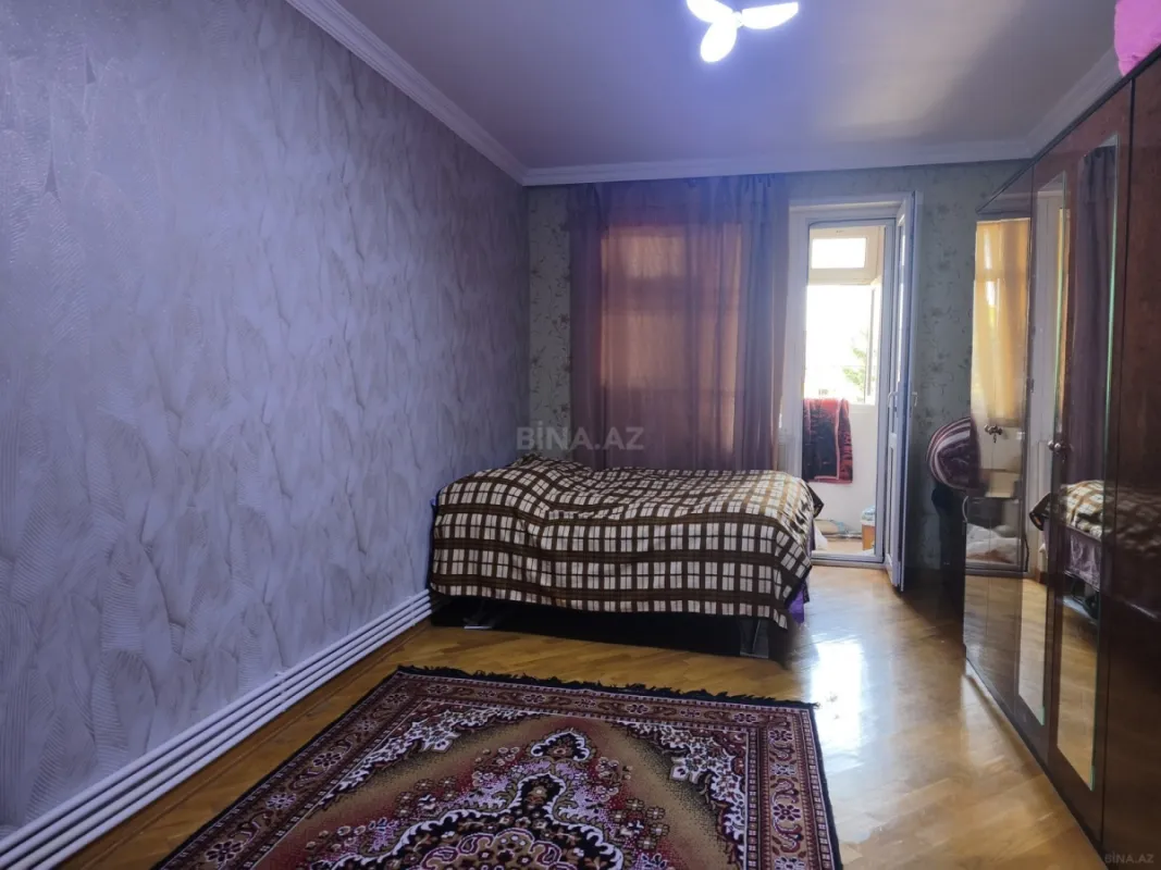 Satılır 2 otaqlı mənzil 65 m²